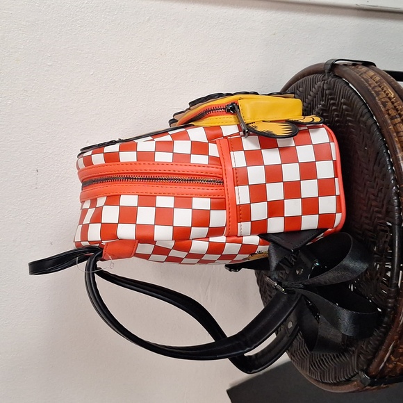 Loungefly Lasagna Garfield Backpack - Picture 6 of 12